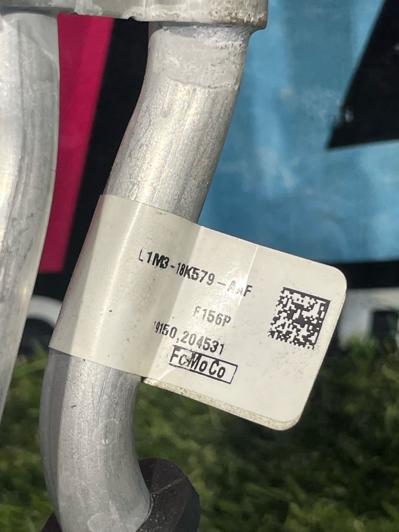 трубка охлаждающей жидкости Ford Explorer 6 поколение U625 2020, 2.3 л., бензин, АКПП, внедорожник 5 дв., полный привод, L1M3-18K579-AAF - фото №1