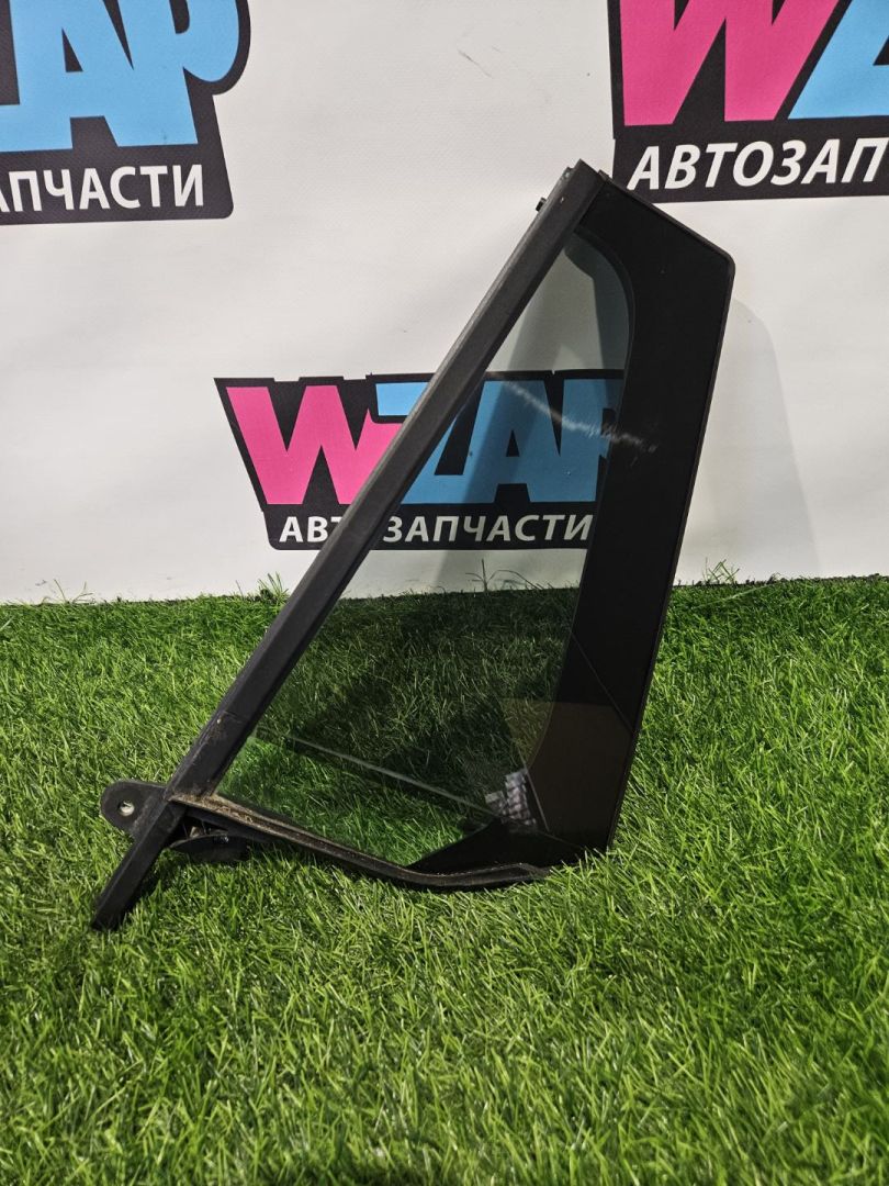 форточка задняя левая Volkswagen Passat B8 2016, 2.0 л., дизель, универсал, передний привод, правый руль, 3G9845213 - фото №1