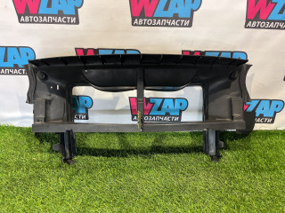 воздуховод (дефлектор) радиатора Dodge Challenger 3 поколение [2-й рестайлинг] 2016, 3.6 л., бензин, АКПП, задний привод, 68170169AC