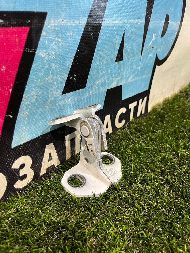 петля двери Tesla Model X 1 поколение 2017, электро, белый - фото №1