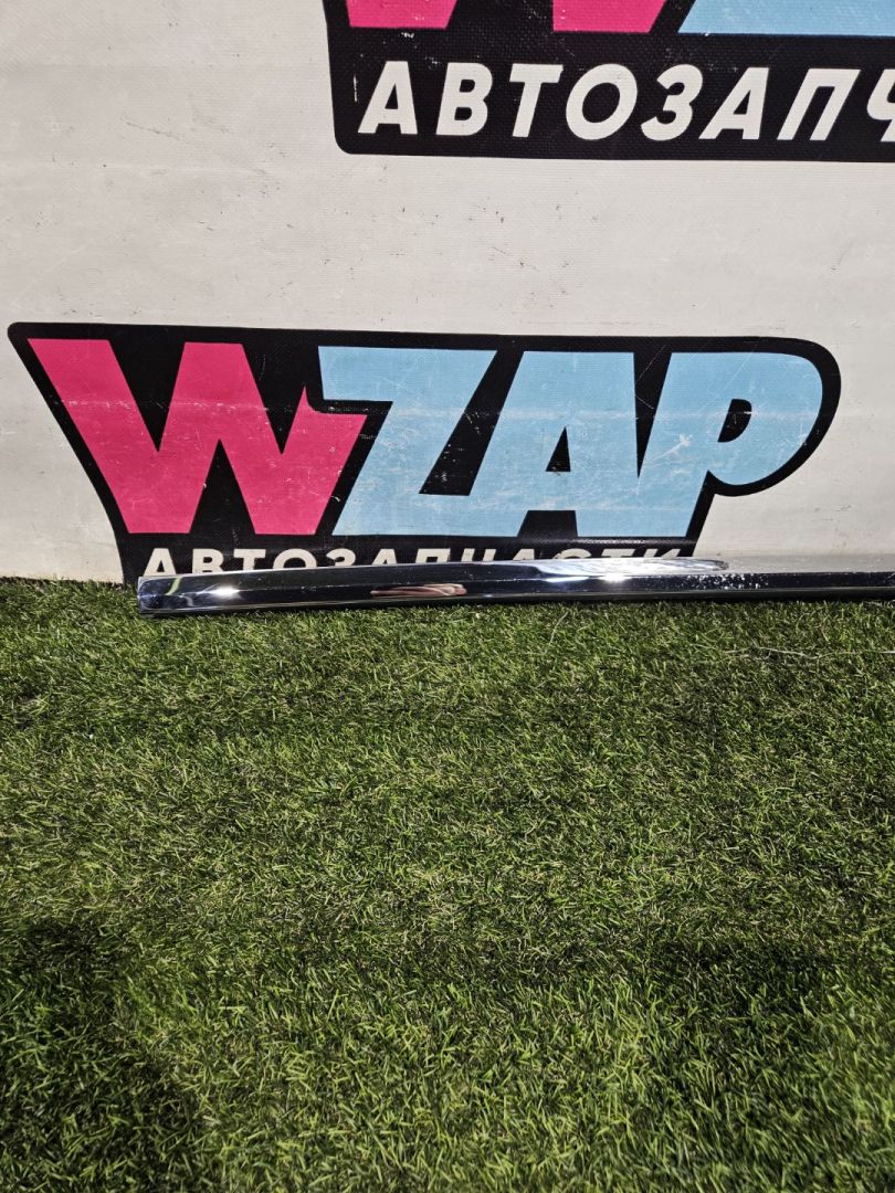 молдинг двери задней левой Tesla Model X 1 поколение 2017, электро, белый, 1032249-00-J - фото №1