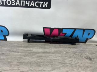 крепление ( кронштейн ) крыла Tesla Model S 1 поколение [рестайлинг] 2018, электро, седан, 1003692-00-C