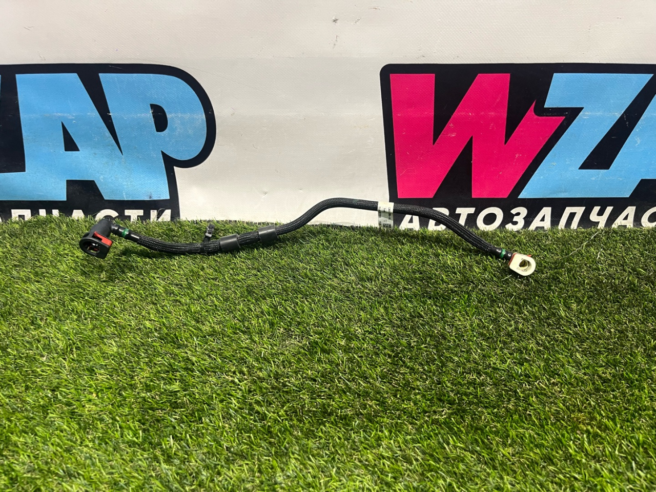 трубка вентиляции картерных газов Ford Escape 4 поколение CX482 2021, 1.5 л., бензин, АКПП, внедорожник 5 дв., полный привод, LX61-9D289-SE - фото №1