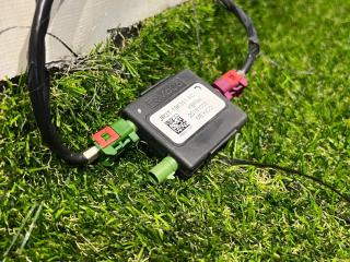 усилитель антенны Ford Mustang 6 поколение S550 [рестайлинг] 2019, 2.3 л., бензин, АКПП, кабриолет, задний привод, JR3T19K351AC