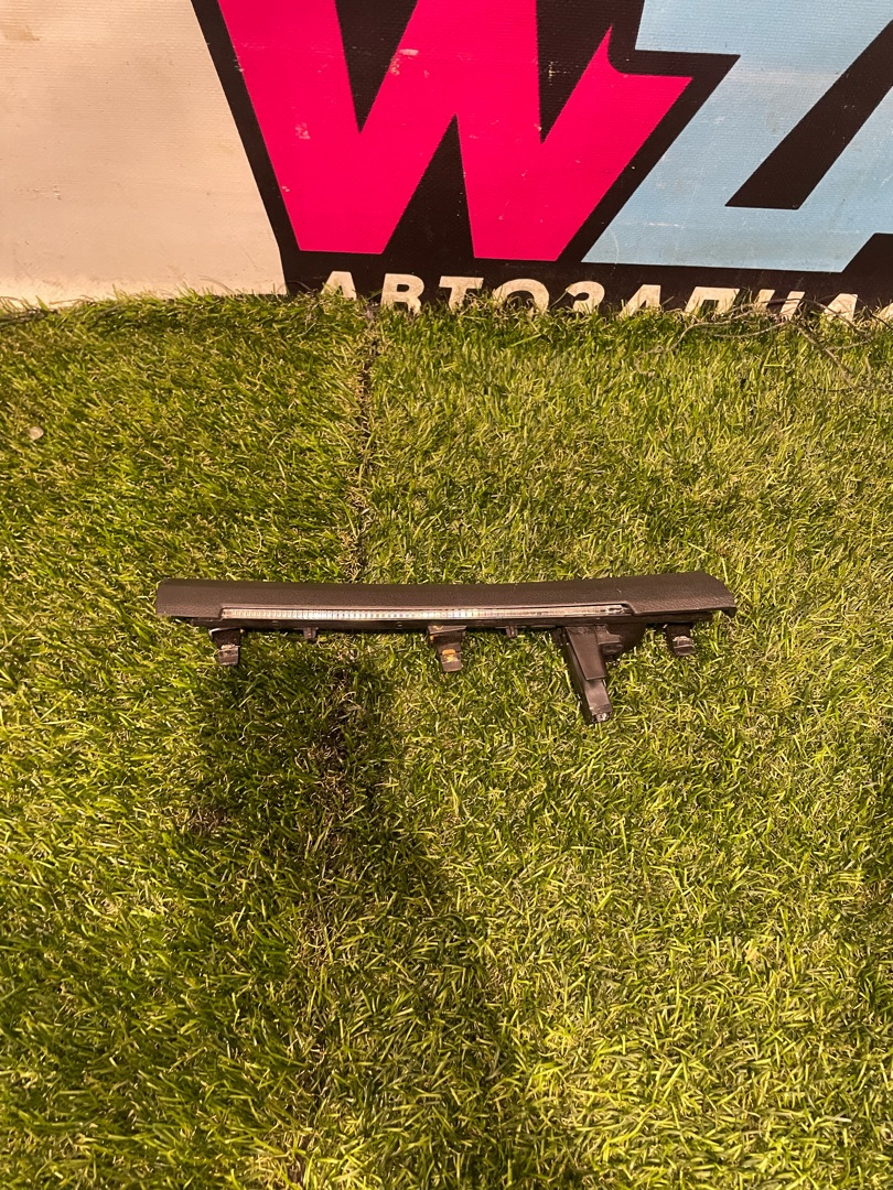 накладка на торпедо (консоль) Volkswagen Jetta 7 поколение 2019, 1.4 л., бензин, АКПП, седан, передний привод, 17B858415A - фото №1