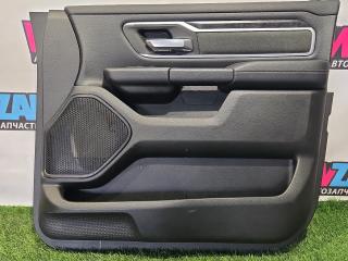 обшивка двери передняя правая RAM 1500 5 поколение (2018 - 2024), бензин, АКПП, пикап