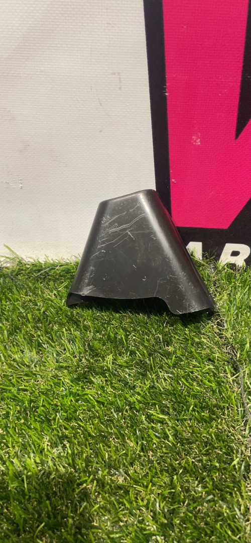 кронштейн (крепление) Tesla Model Y 1 поколение 2023, электро, полный привод, 1514466-00-A - фото №1