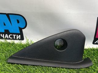 заглушка в торпедо правая Ford Mustang 6 поколение S550 [рестайлинг] 2021, 2.3 л., бензин, АКПП, оранжевый, купе, задний привод, FR3B-6304480