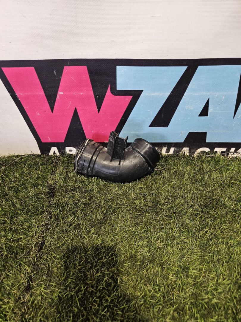 патрубок интеркулера Ford Escape 4 поколение CX482 2020, 1.5 л., бензин, АКПП, внедорожник 5 дв. - фото №1