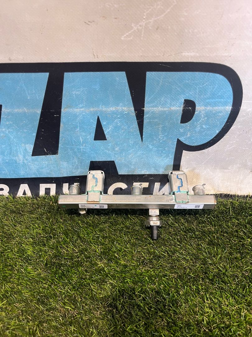 топливная рампа Ford Escape 4 поколение CX482 2020, 1.5 л., бензин, АКПП, внедорожник 5 дв., HX7G-9H487-AC - фото №1