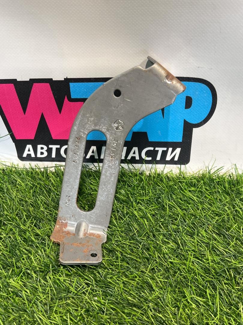 кронштейн (крепление) RAM 1500 5 поколение 2022, АКПП, фургон, 51616AS - фото №1