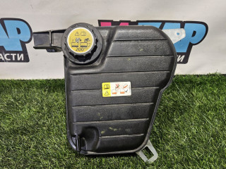 бачок расширительный Jaguar XJ 4 поколение [рестайлинг] 2017, 3.0 л., бензин, АКПП, седан, задний привод, CX238A080AB