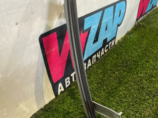 направляющая стекла Ford Mustang 6 поколение S550 [рестайлинг] 2019, 2.3 л., бензин, МКПП, черный, купе, задний привод, FR3B63263A20AA