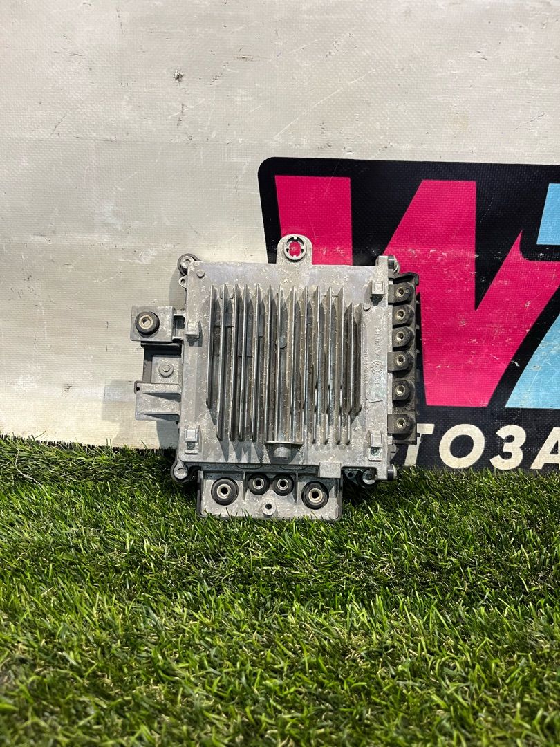 блок предохранителей Tesla Model X 1 поколение 2017, электро, белый, 1131021-00-A - фото №1