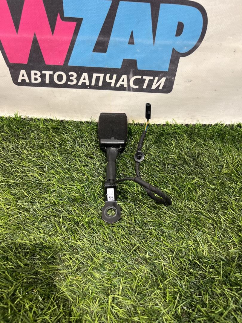 замок ремня безопасности Volkswagen Jetta 7 поколение 2019, 1.4 л., бензин, АКПП, серый, седан, передний привод, 17A857756C - фото №1