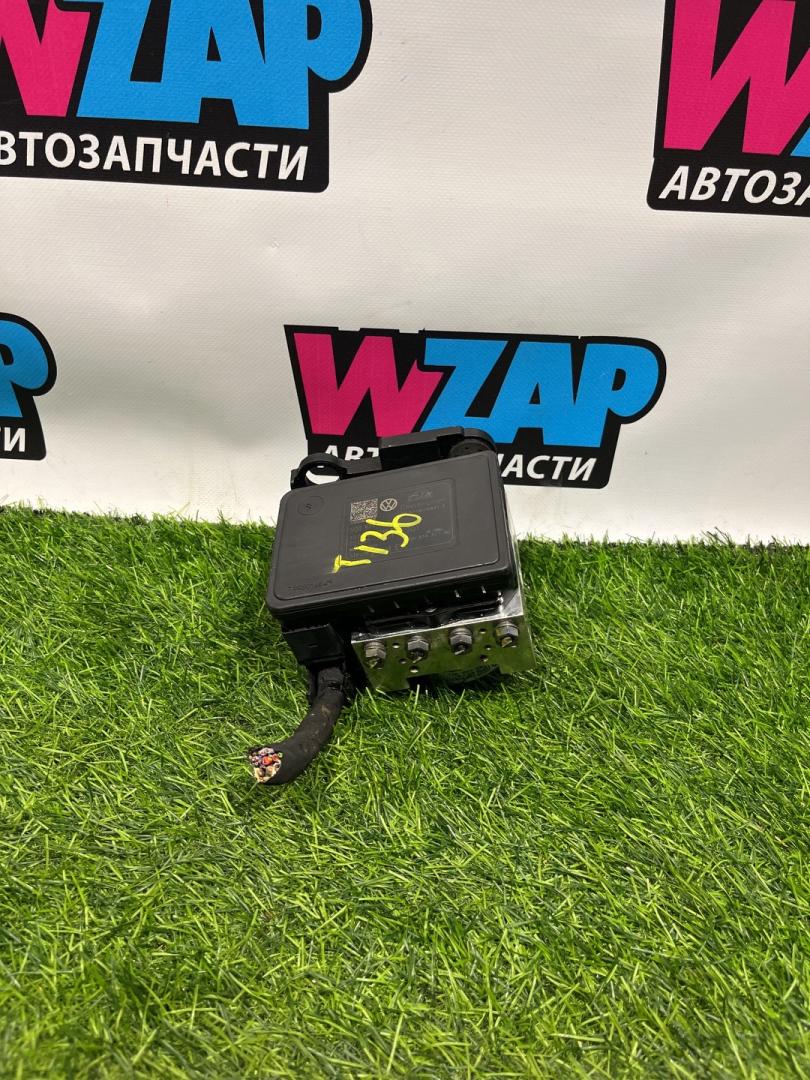 блок ABS Volkswagen Jetta 7 поколение 2019, 1.4 л., бензин, АКПП, серый, седан, передний привод, 5Q0614517 - фото №1