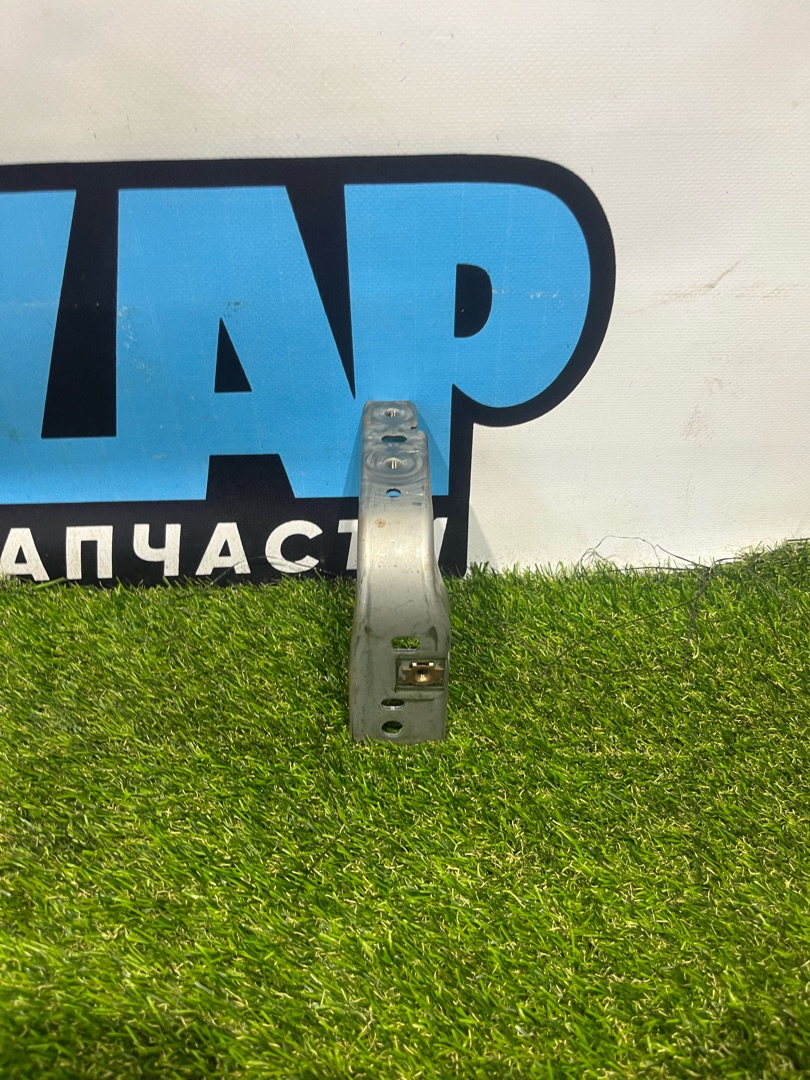 кронштейн (крепление) Ford Explorer 6 поколение U625 2020, 2.3 л., бензин, АКПП, внедорожник 5 дв., полный привод, LB5B-S045H98-AC - фото №1