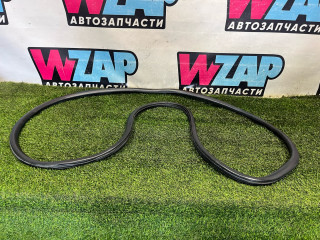 уплотнитель двери Chevrolet Equinox 3 поколение 2019, 84227266