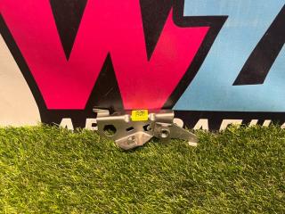 кронштейн (крепление) Tesla Model Y 1 поколение 2023, электро, полный привод, 2288732-00-B