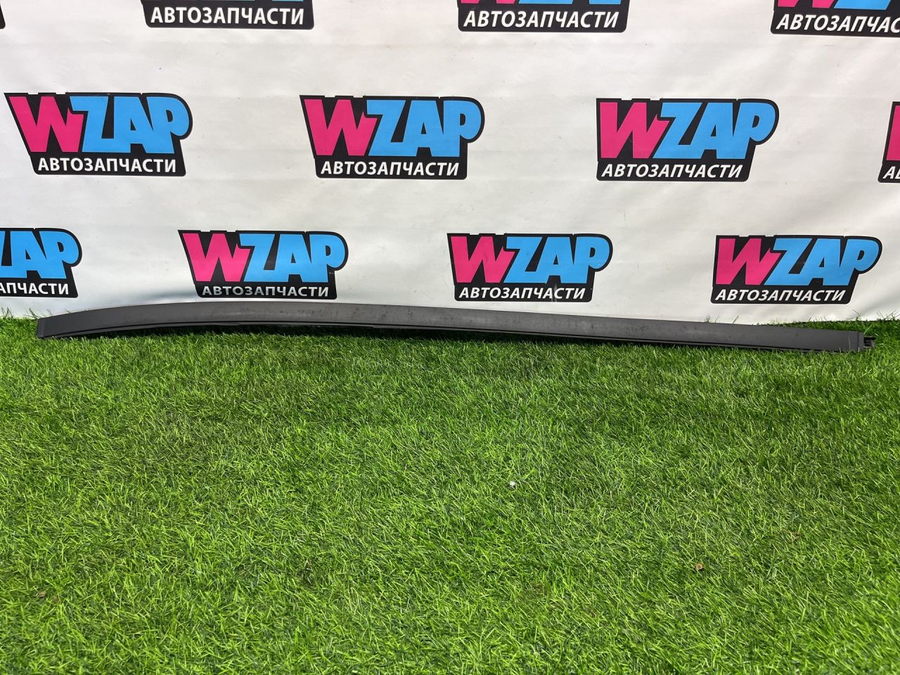 молдинг крыши Ford Escape 4 поколение CX482 2021, 1.5 л., бензин, АКПП, внедорожник 5 дв., передний привод, LJ6B-S50463-AEW - фото №1