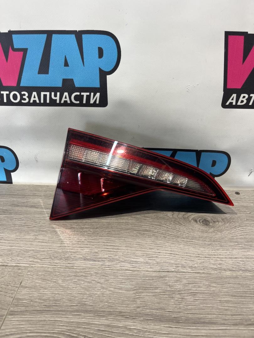 фонарь крышки багажника левый Volkswagen Jetta 7 поколение 2019, 1.4 л., бензин, АКПП, синий, седан, передний привод, 17A945093 - фото №1