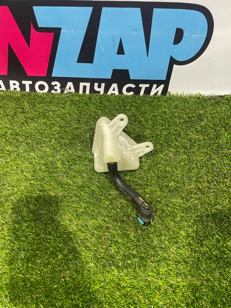 бачок тормозной жидкости Ford Explorer 6 поколение U625 2020, 2.3 л., бензин, АКПП, внедорожник 5 дв., полный привод, L1MC-2N147-AC - фото №1