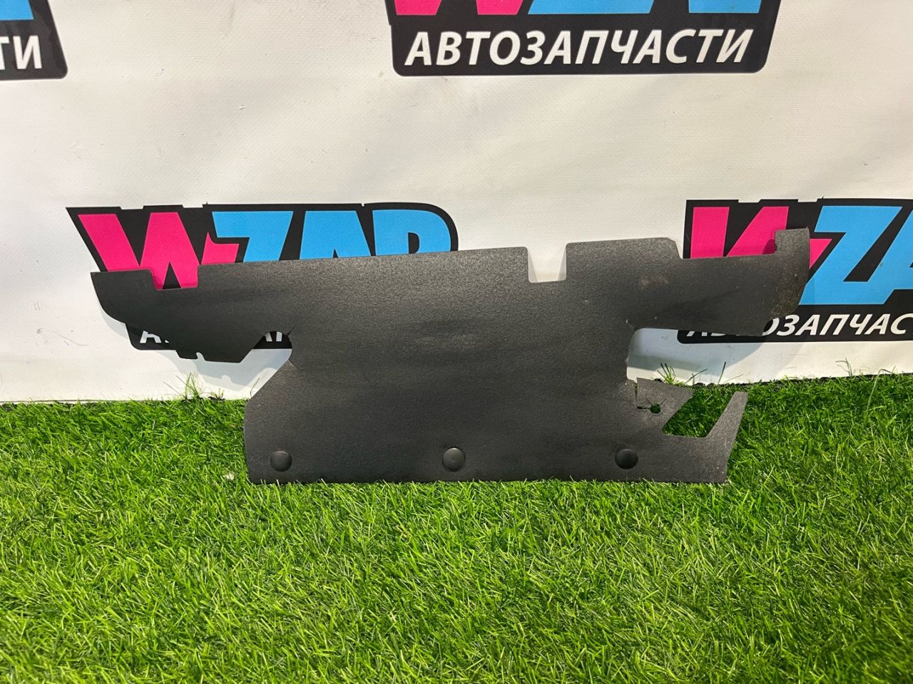 воздуховод (дефлектор) радиатора RAM 1500 5 поколение 2022, АКПП, фургон, 3003009AC - фото №1