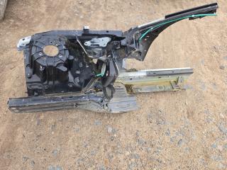 четверть передняя правая Chevrolet Camaro 6 поколение [рестайлинг] (2018 - 2026)