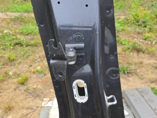 петля двери Tesla Model 3 1 поколение (2017 - 2026)