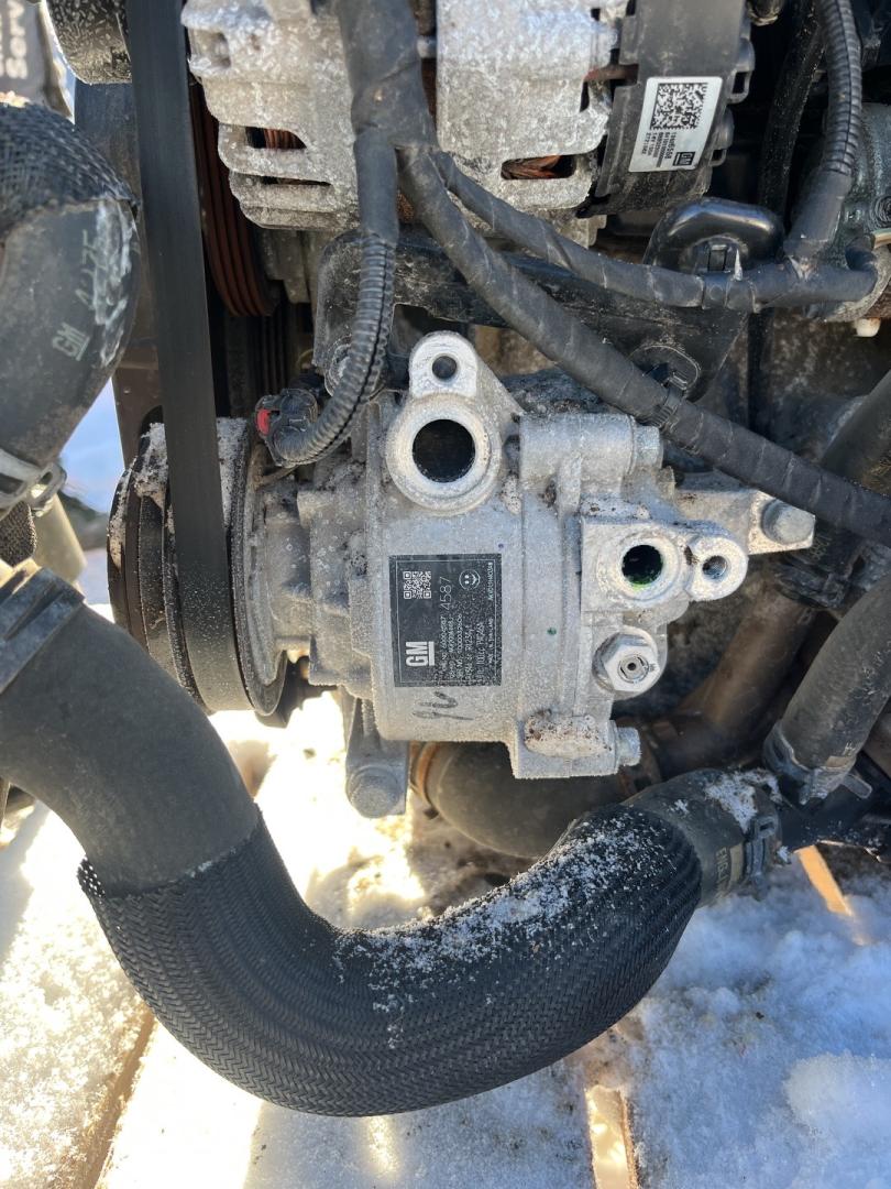 компрессор кондиционера Buick Encore GX 1 поколение 2020, 1.3 л., бензин, АКПП, полный привод, 60004587 - фото №1