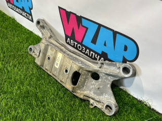 подушка крепления КПП Ford Mustang 6 поколение S550 [рестайлинг] 2020, 2.3 л., бензин, АКПП, белый, купе, задний привод, JR3C-6068-AB