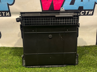 корпус воздушного фильтра Tesla Model X 1 поколение [рестайлинг] 2022, электро, 1609625-00-A