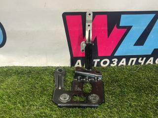 кронштейн (крепление) Ford Explorer 6 поколение U625 2020, 2.3 л., бензин, АКПП, внедорожник 5 дв., L1M39647EF