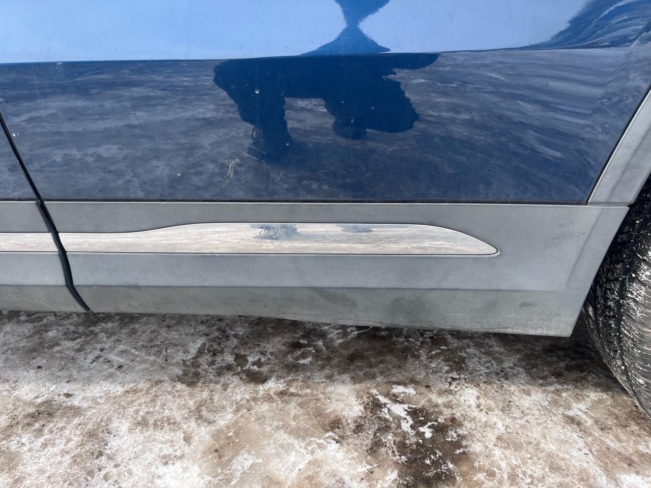 молдинг двери задней левой Mercedes-Benz GLA-Класс H247 2020, 2.0 л., бензин, АКПП, синий, передний привод - фото №1