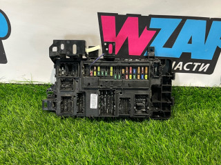 блок предохранителей Ford Mustang 6 поколение S550 [рестайлинг] 2019, 2.3 л., бензин, МКПП, черный, купе, задний привод, JR3T15604HFH