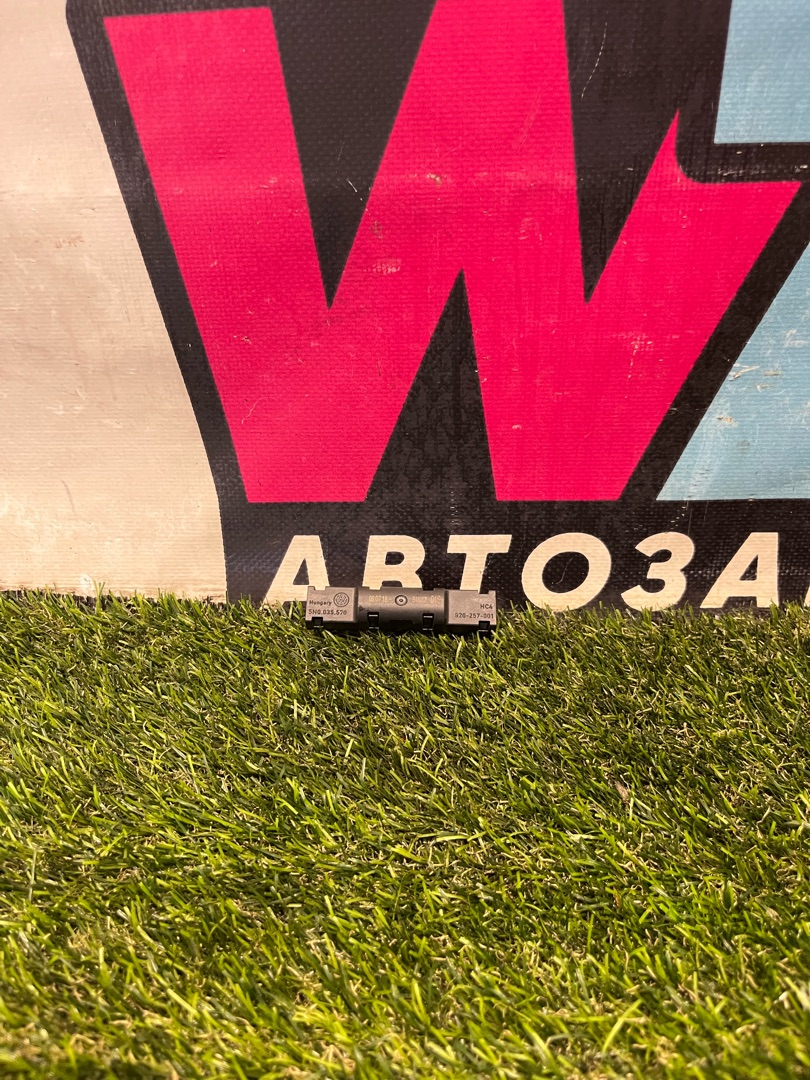 усилитель антенны Volkswagen Jetta 7 поколение 2019, 1.4 л., бензин, АКПП, седан, передний привод, 5N0035570 - фото №1