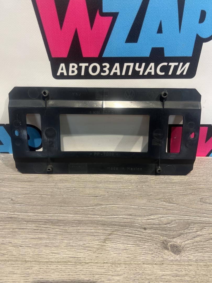 бленда Volkswagen Jetta 7 поколение 2019, 1.4 л., бензин, АКПП, синий, седан, передний привод, 1KM827211A - фото №1