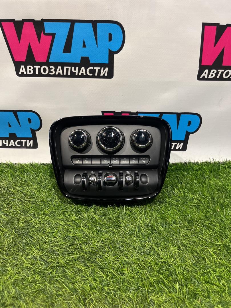 блок управления печки / климат-контроля Mini Clubman 2 поколение (F54) 2017, 2.0 л., бензин, АКПП, передний привод, 9318941, 9319015 - фото №1