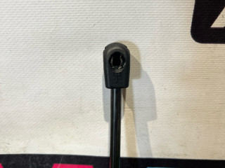 амортизатор крышки багажника (3-5 двери) Ford Mustang 6 поколение S550 [рестайлинг] 2020, 2.3 л., бензин, АКПП, белый, кабриолет, задний привод, FR3B-76406A10-BB