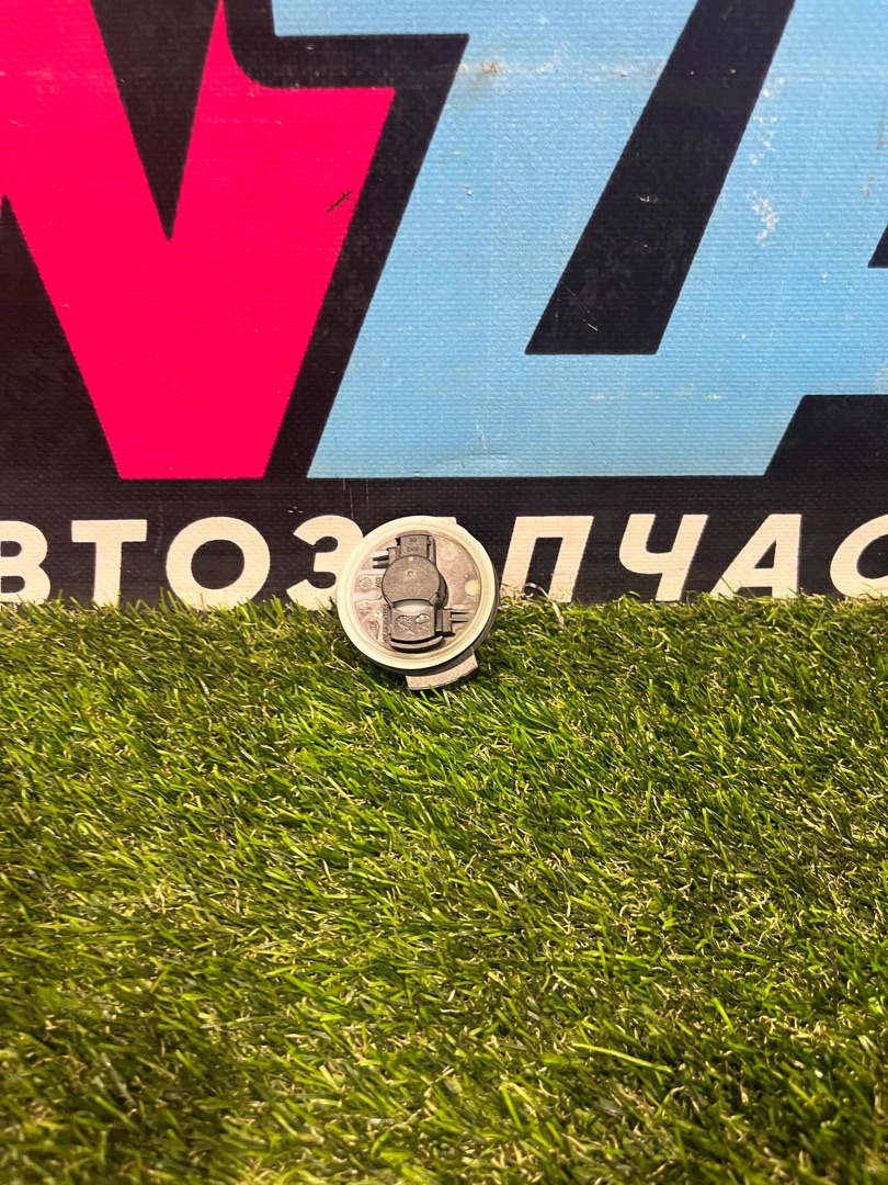 датчик удара Volkswagen Jetta 7 поколение 2019, 1.4 л., бензин, АКПП, седан, передний привод, 5Q0959354 - фото №1