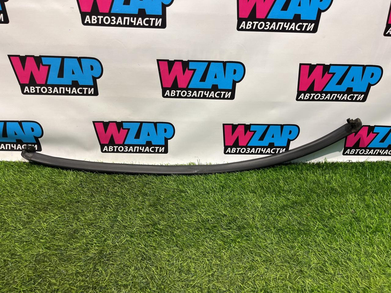 уплотнитель Mini Clubman 2 поколение (F54) 2017, 2.0 л., бензин, АКПП, передний привод, 7352251 - фото №1