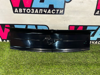 накладка двери (крышки) багажника Ford Mustang 6 поколение S550 [рестайлинг] 2018, 2.3 л., бензин, АКПП, купе, задний привод, JR3B-6343504-BJ59B8
