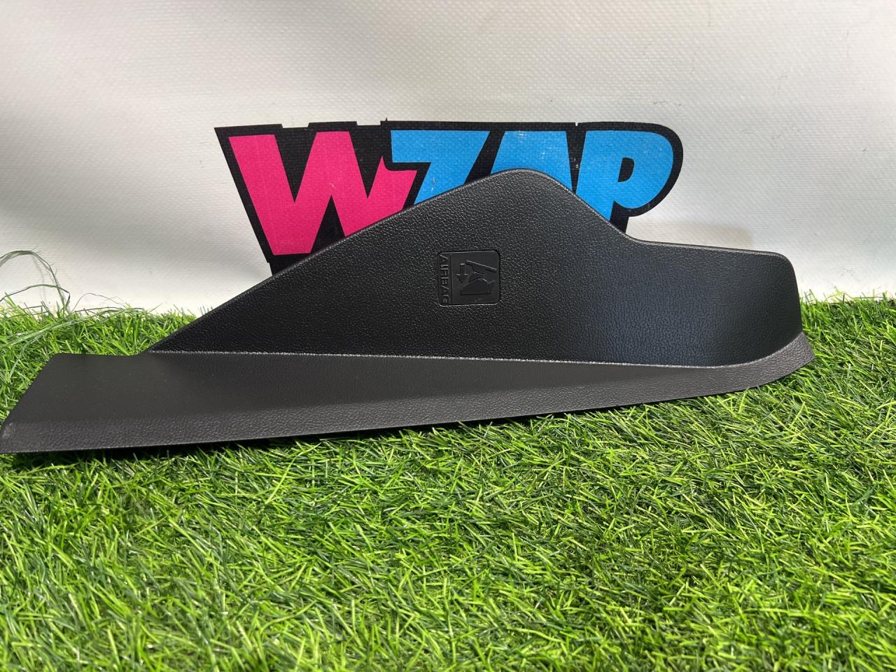 накладка на торпедо (консоль) Ford Explorer 6 поколение U625 2020, 2.3 л., бензин, белый, задний привод, LB5B-S04480-A - фото №1