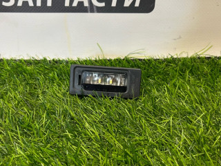 подсветка номера Volkswagen Passat B8 2016, 2.0 л., дизель, универсал, передний привод, правый руль, 3AF943021A