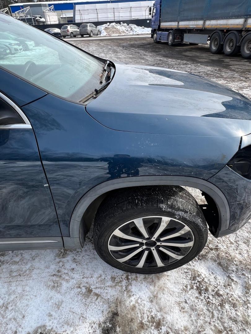 крыло переднее правое Mercedes-Benz GLA-Класс H247 2020, 2.0 л., бензин, АКПП, синий, передний привод - фото №1