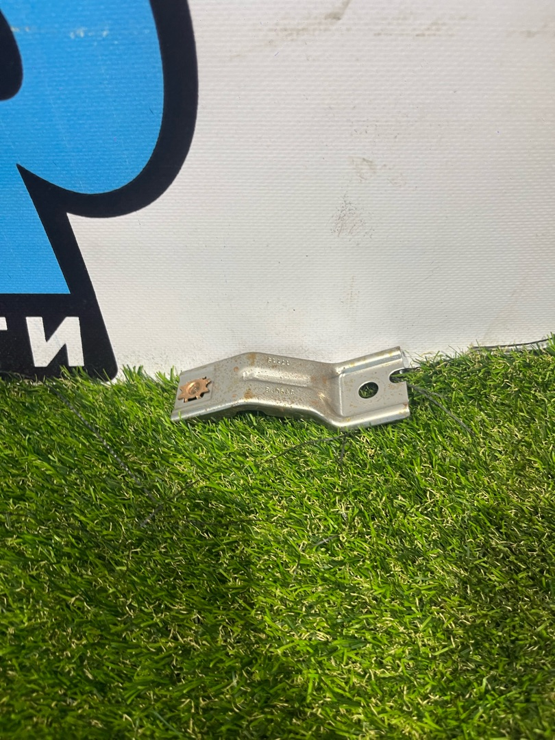 кронштейн (крепление) Ford Explorer 6 поколение U625 2020, 2.3 л., бензин, АКПП, внедорожник 5 дв., полный привод - фото №1