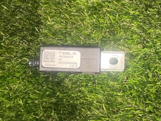 усилитель антенны Tesla Model Y 1 поколение 2023, электро, полный привод, 1551330-00-B