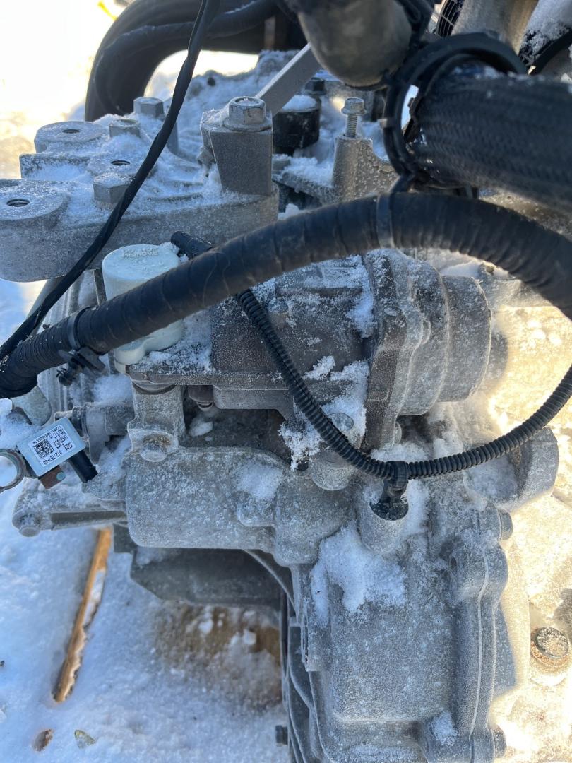 стартер Buick Encore GX 1 поколение 2020, 1.3 л., бензин, АКПП, полный привод - фото №1