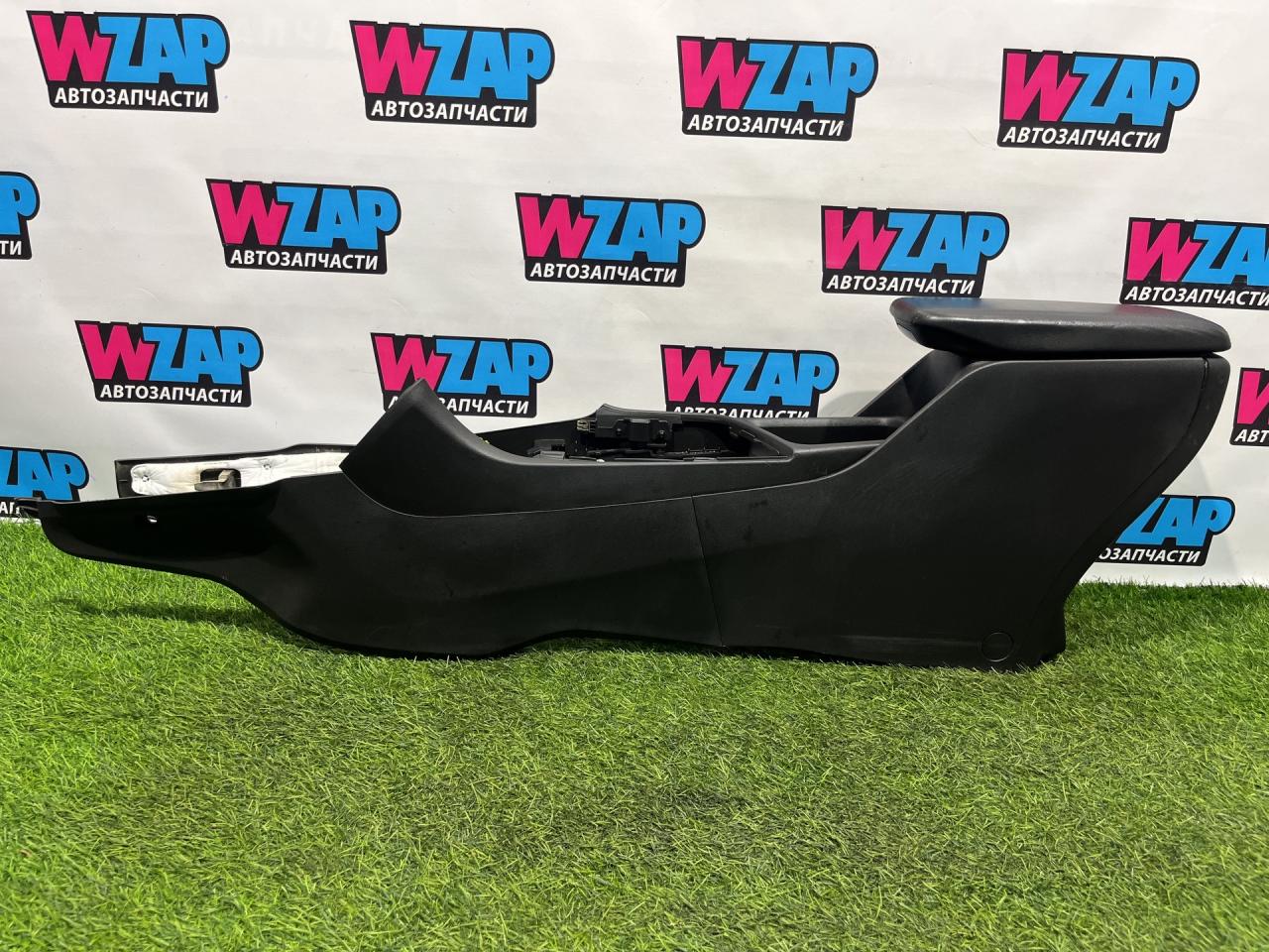 консоль салона Buick Encore GX 1 поколение 2020, 1.2 л., бензин, АКПП, внедорожник 5 дв., передний привод - фото №1