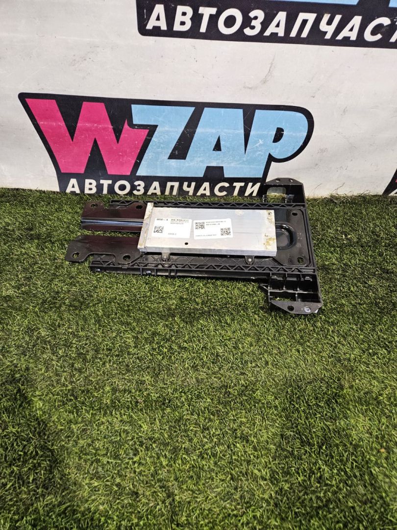 кронштейн (салазки) сидения Tesla Model X 1 поколение 2017, электро, белый, 1094701-00-A - фото №1